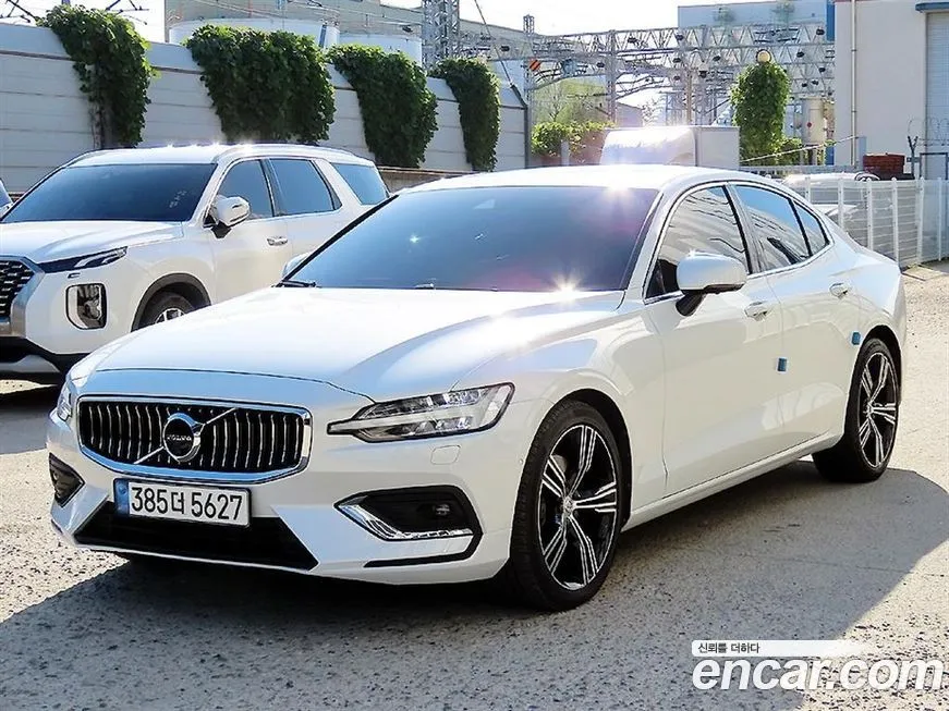 Volvo S60 2021 из KR, фото 2