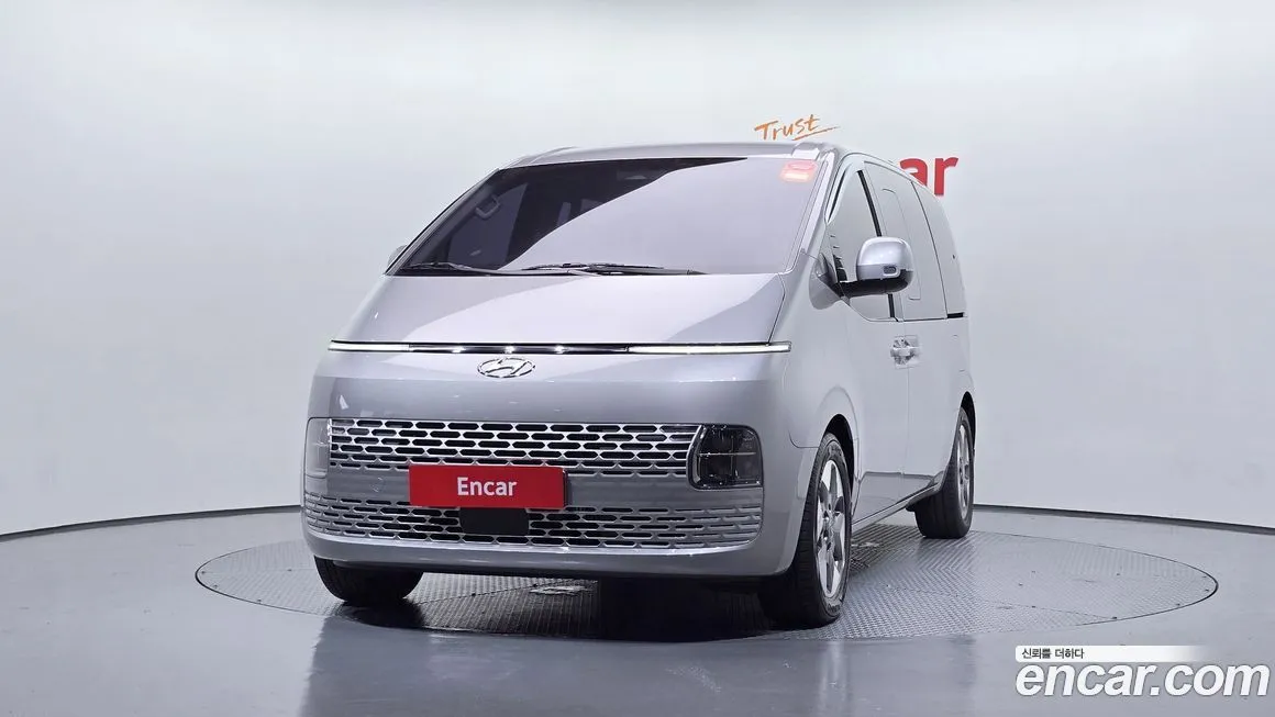Hyundai Staria — фото 3