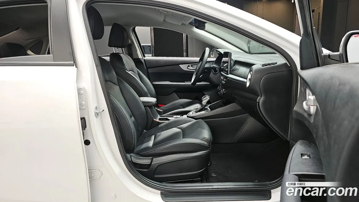 Kia K3 2022 из KR, фото 10