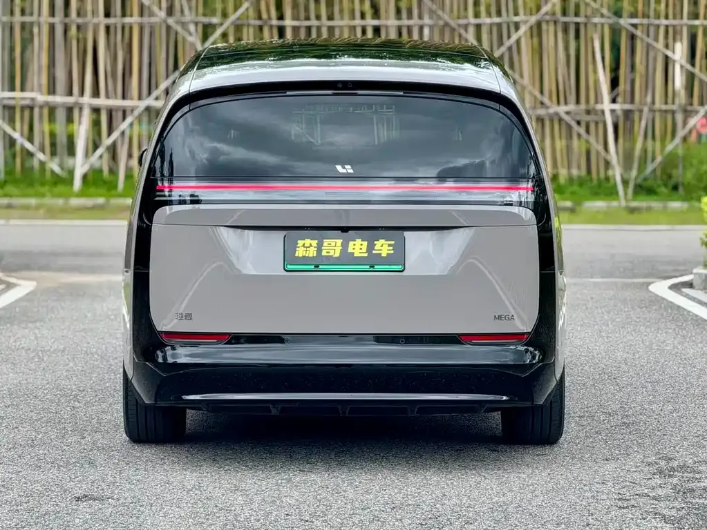 Li Auto MEGA 2024 из CN, фото 4