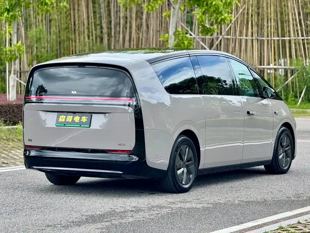 Li Auto MEGA 2024 из CN, фото 7