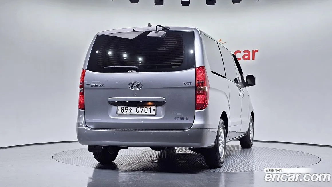 Hyundai Starex — фото 4