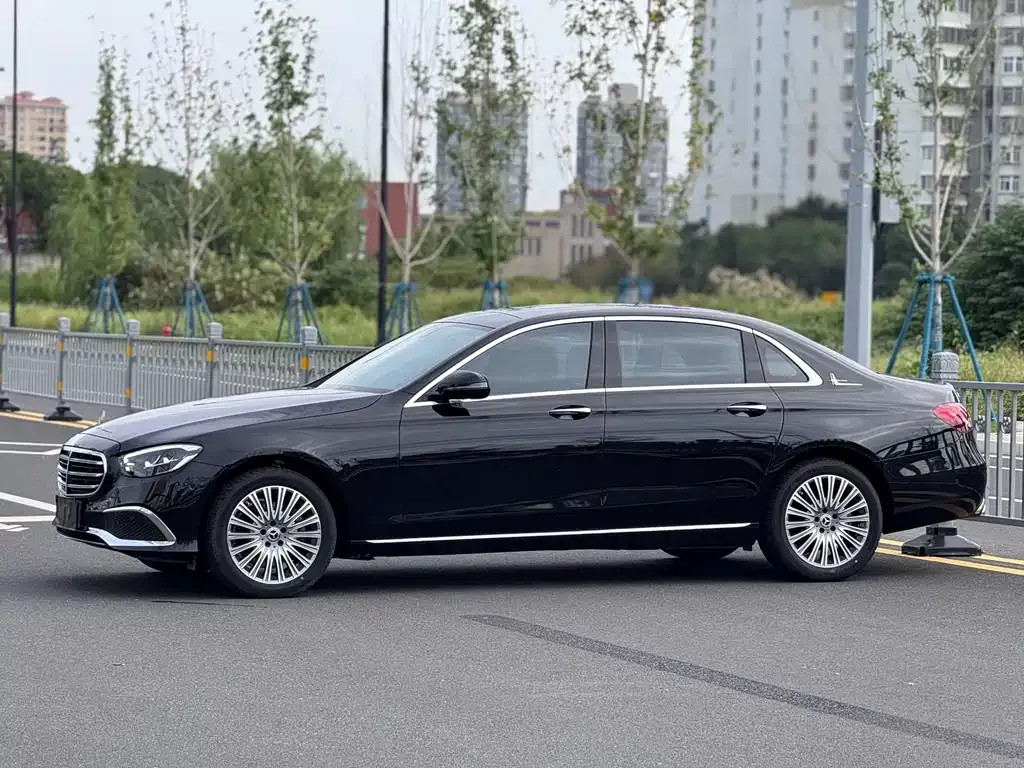 Mercedes-Benz E-Class 2023 из CN, фото 1