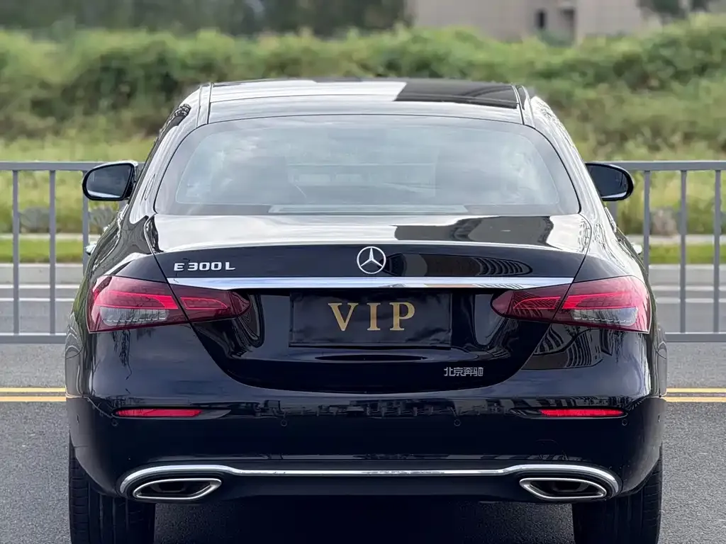Mercedes-Benz E-Class 2023 из CN, фото 9