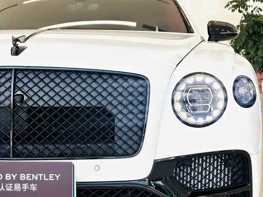 Bentley Flying Spur 2024 из CN, фото 3