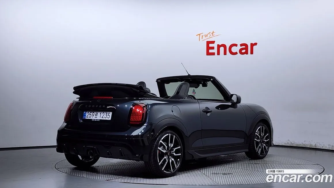 Mini Cooper Convertible — фото 2