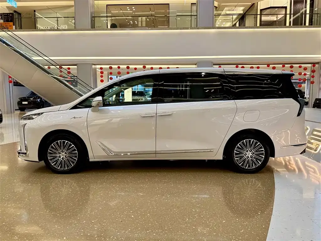 Buick GL8 Hybrid 2025 из CN, фото 7
