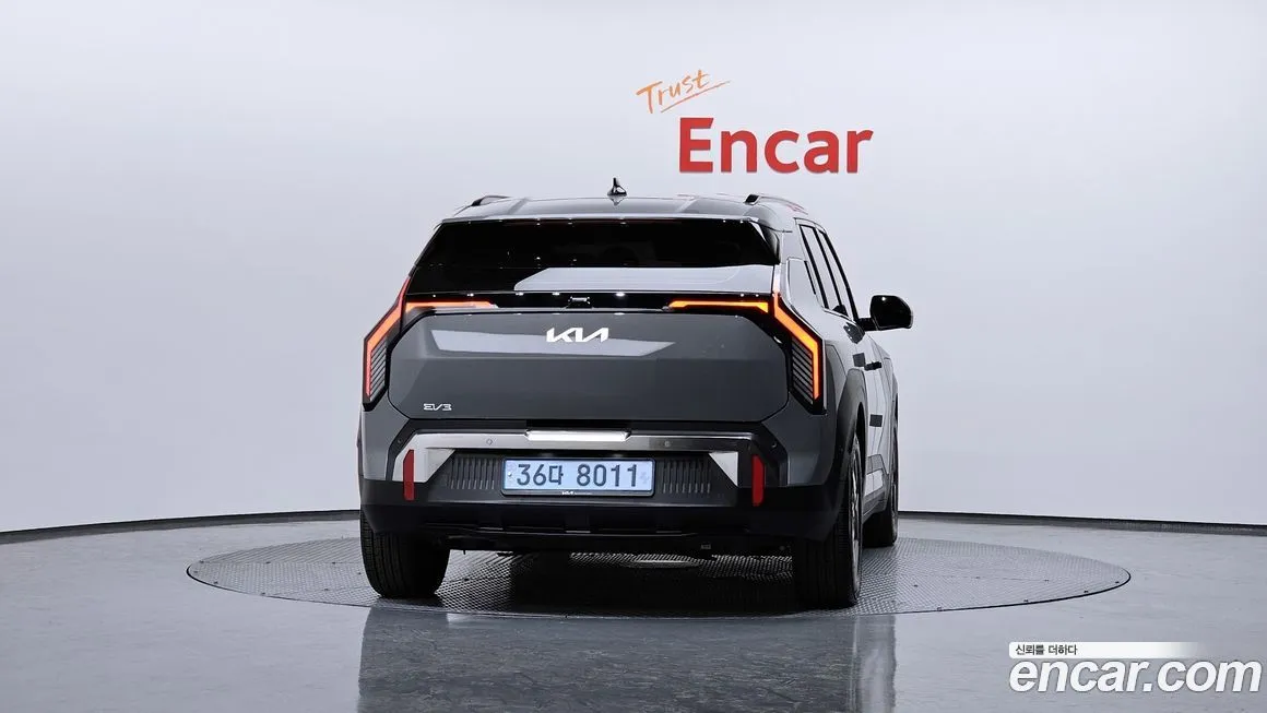 Kia EV3 — фото 4