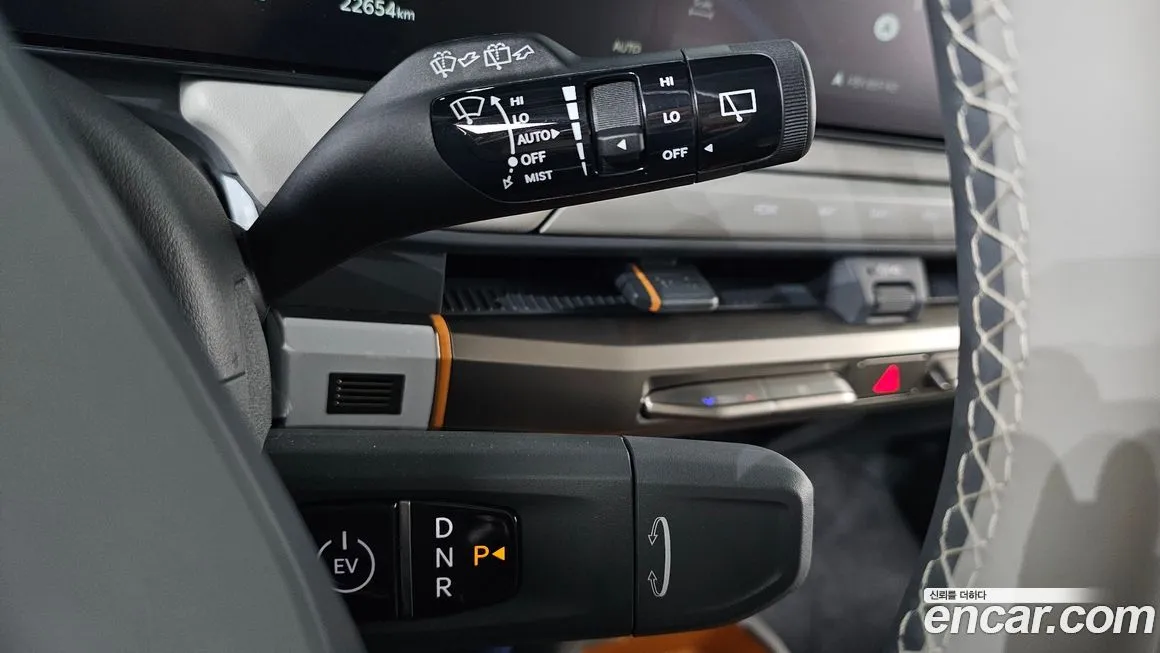 Kia EV3 — фото 9