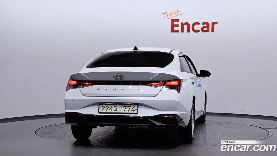 Hyundai AVANTE 2021 из KR, фото 4