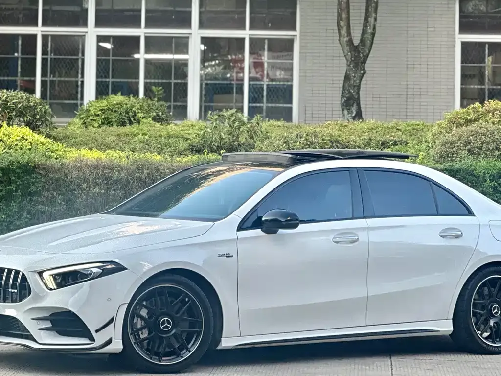 Mercedes-Benz A-Class AMG — фото 1