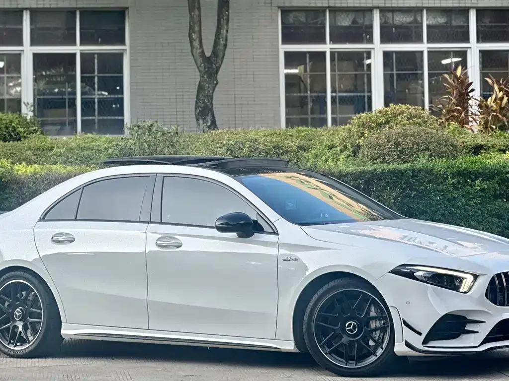 Mercedes-Benz A-Class AMG — фото 3