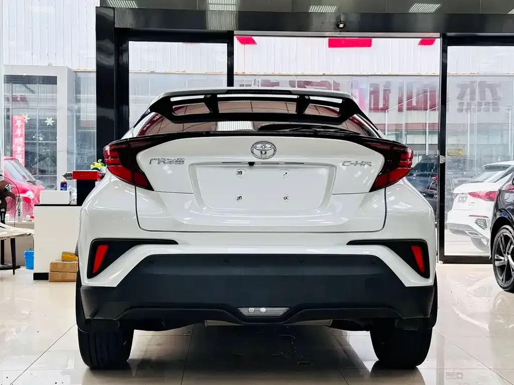 Toyota C-HR 2021 из CN, фото 4