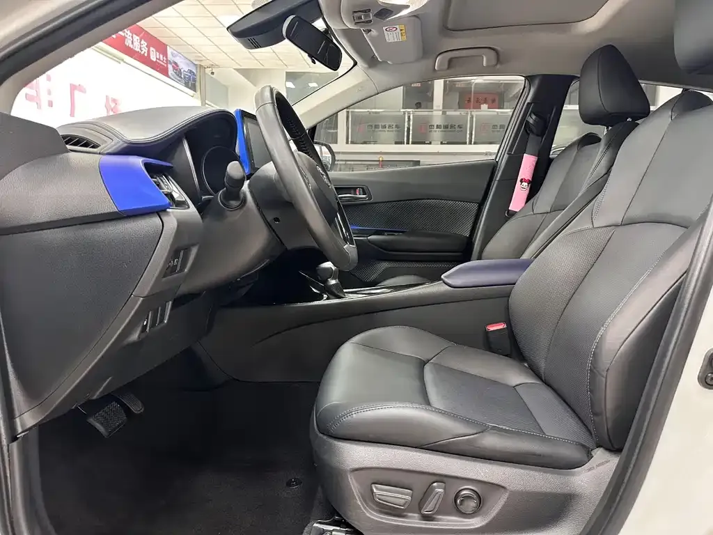 Toyota C-HR 2021 из CN, фото 7
