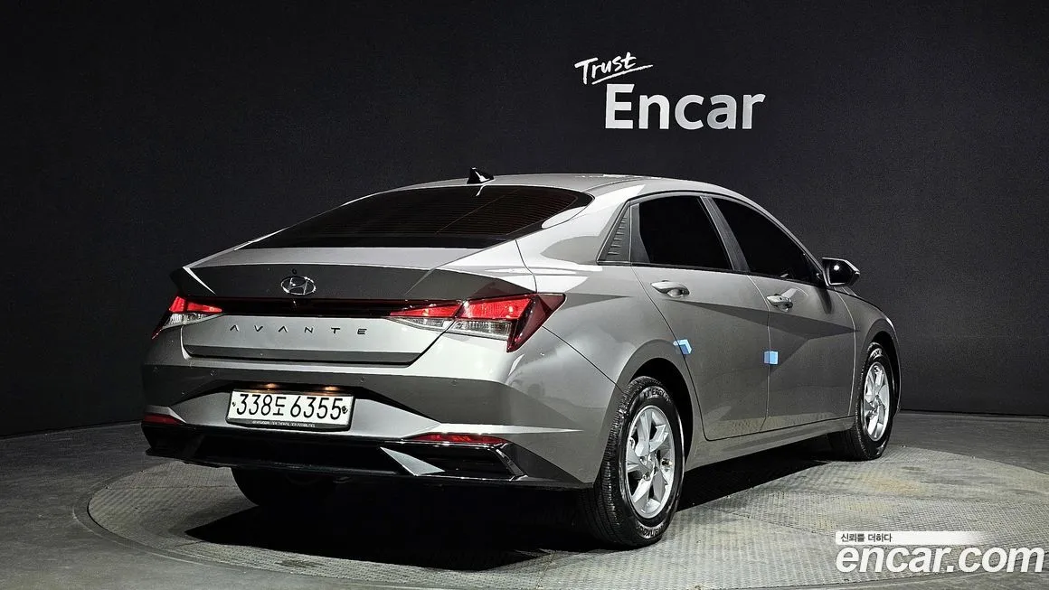 Hyundai AVANTE 2021 из KR, фото 2
