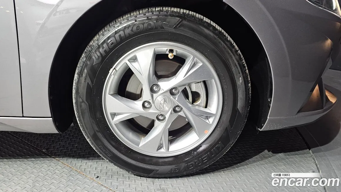 Hyundai AVANTE 2021 из KR, фото 5