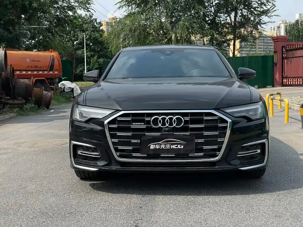 Audi A6L — фото 2
