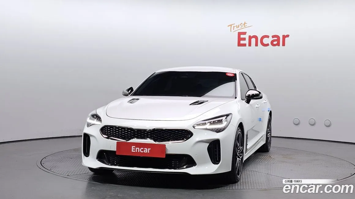Kia Stinger 2023 из KR, фото 3