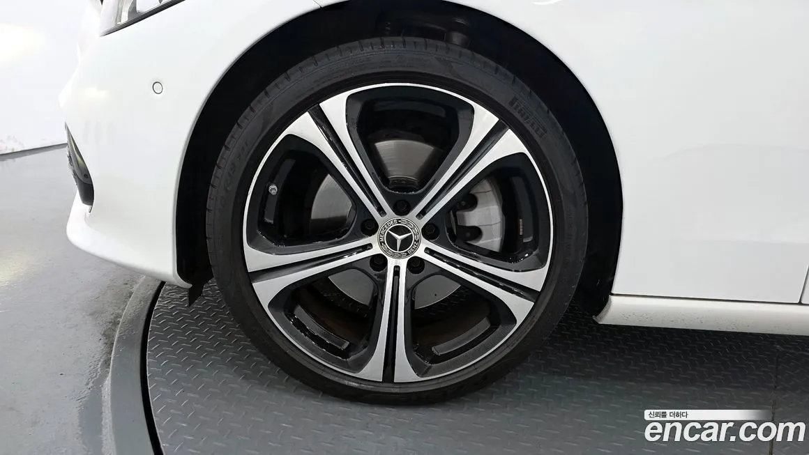 Mercedes-Benz C-Class 2023 из KR, фото 5