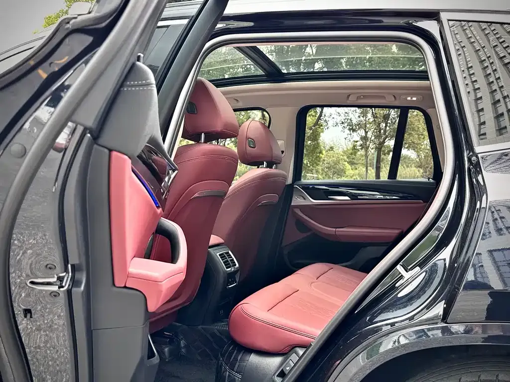 BMW X3 2024 из CN, фото 9