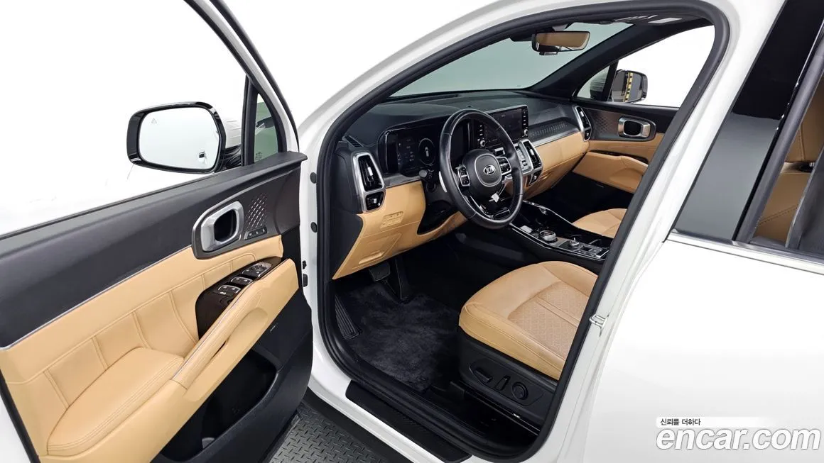 Kia Sorento — фото 10