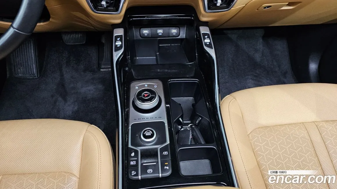 Kia Sorento — фото 9