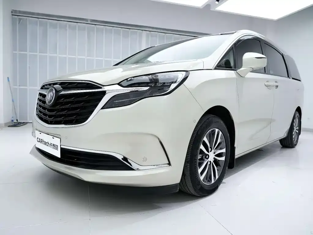 Buick GL8 2022 из CN, фото 3