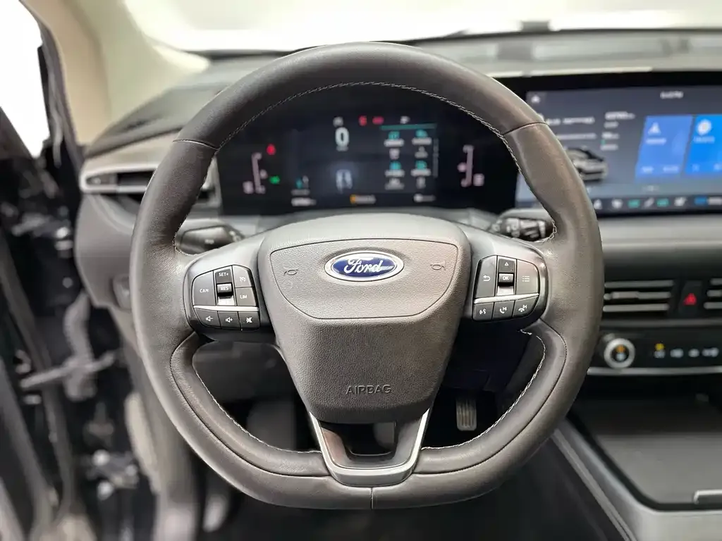 Ford Edge — фото 5