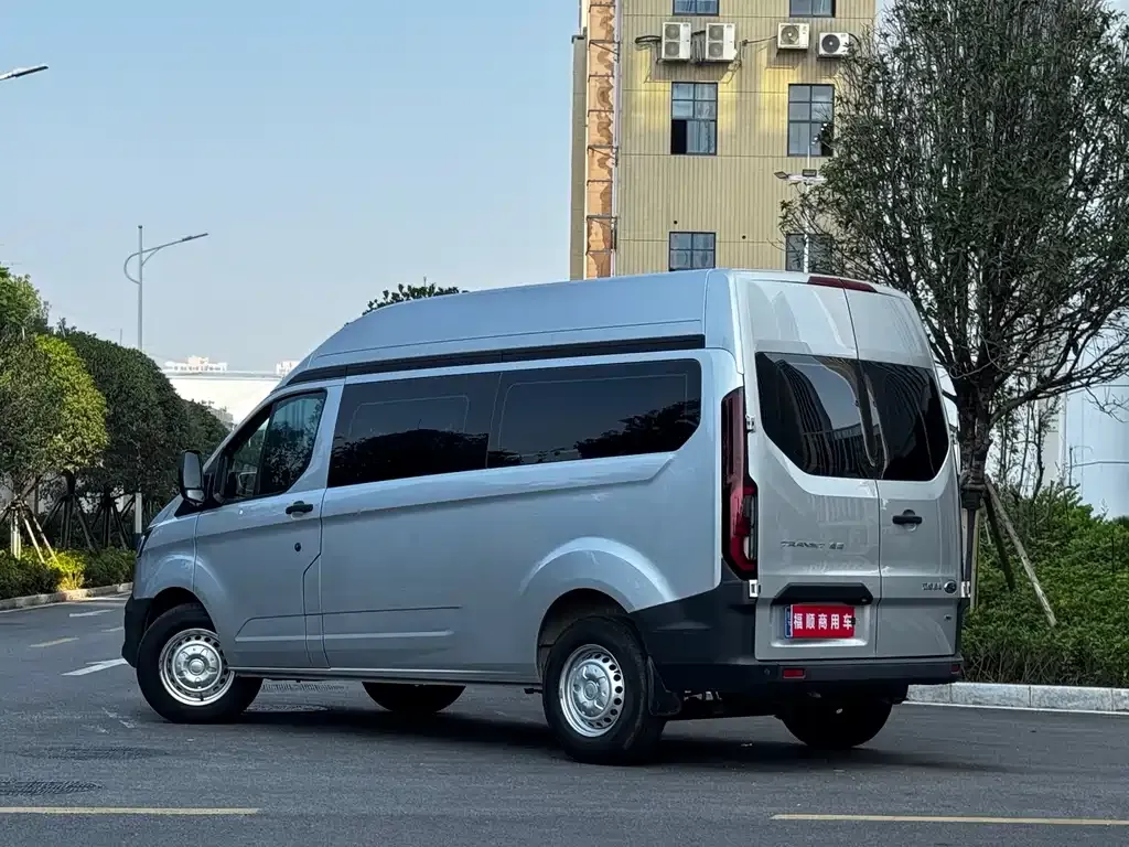 Ford Transit 2024 из CN, фото 8
