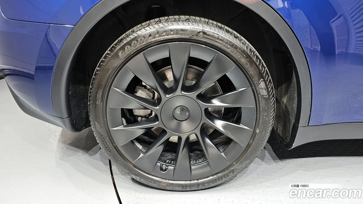 Tesla Model Y 2024 из KR, фото 5