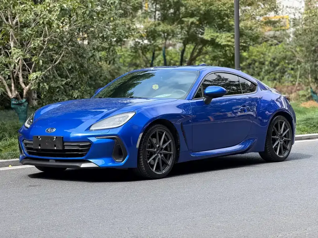 Subaru BRZ — фото 1