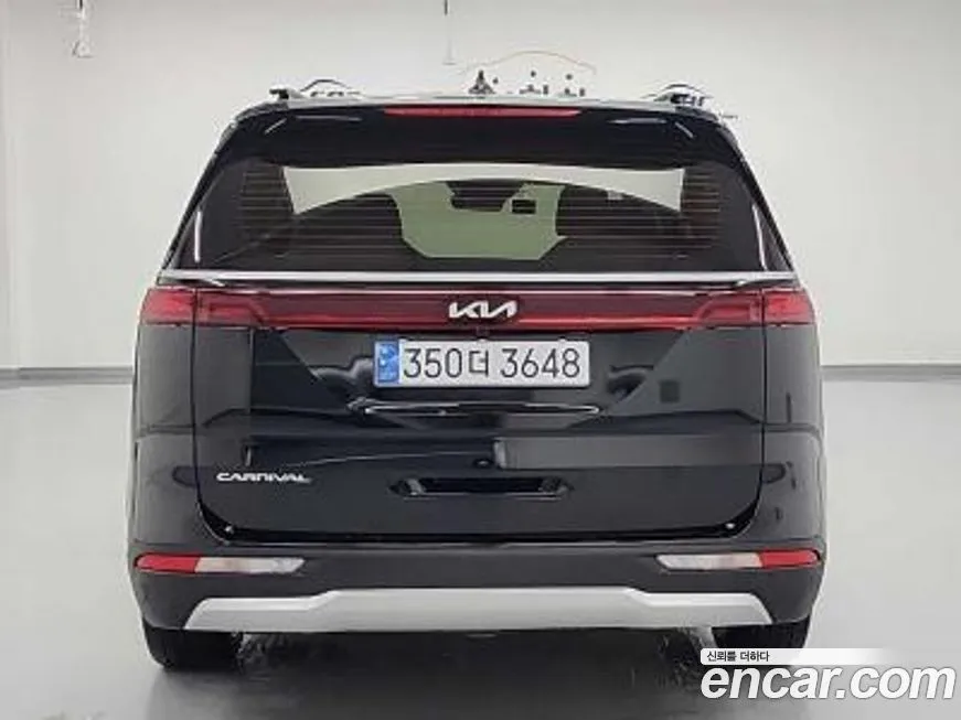 Kia Carnival — фото 3