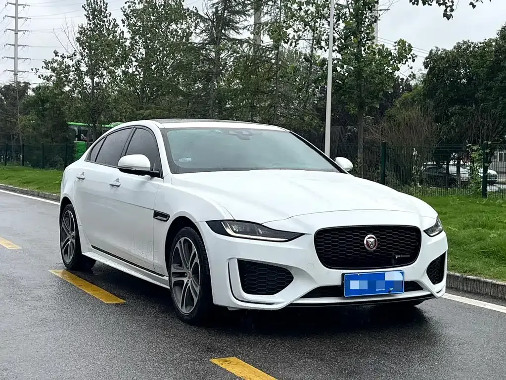 Jaguar XEL — фото 3
