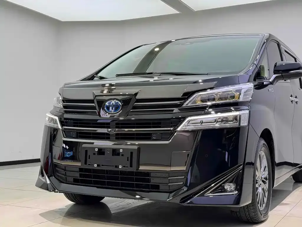 Toyota Vellfire 2021 из CN, фото 2