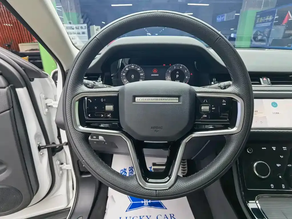 Land Rover Evoque — фото 10
