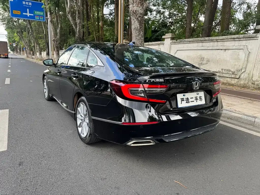 Honda Accord 2023 из CN, фото 8