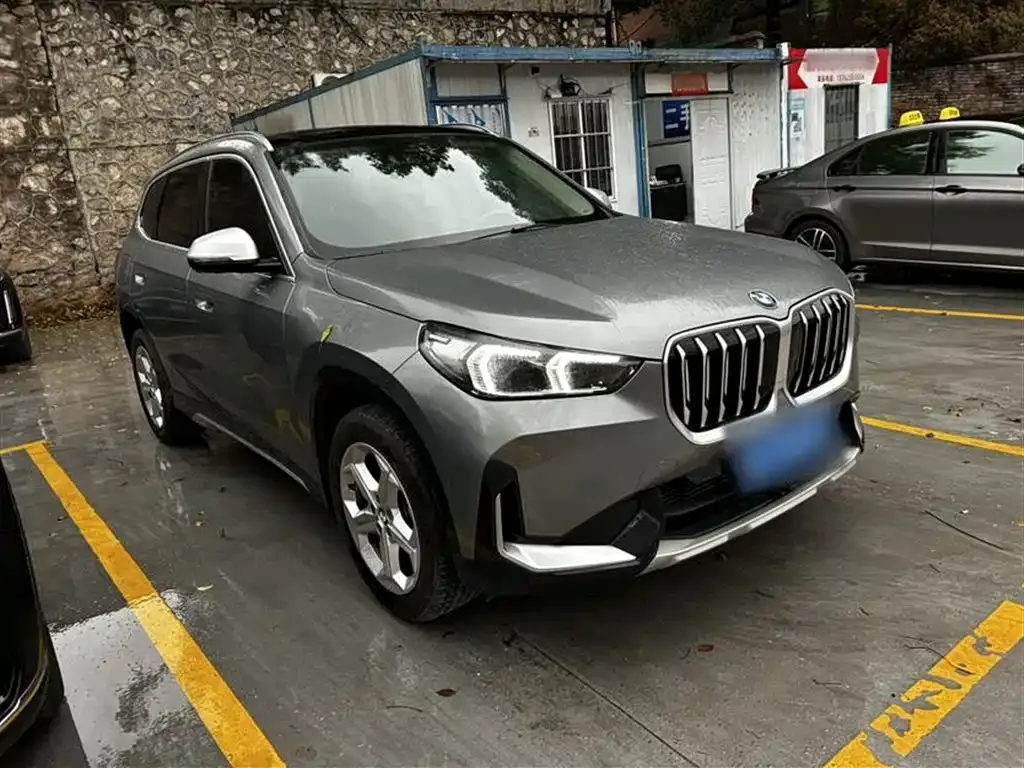 BMW X1 — фото 5