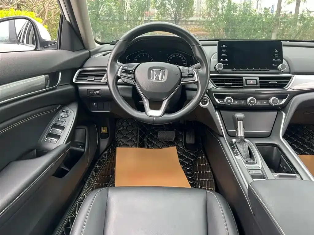 Honda Inspire — фото 10