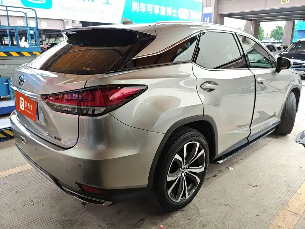 Lexus RX — фото 5