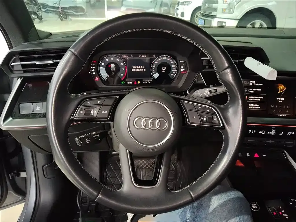 Audi A3 2024 из CN, фото 10