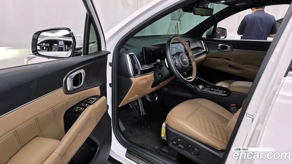 Kia Sorento — фото 10