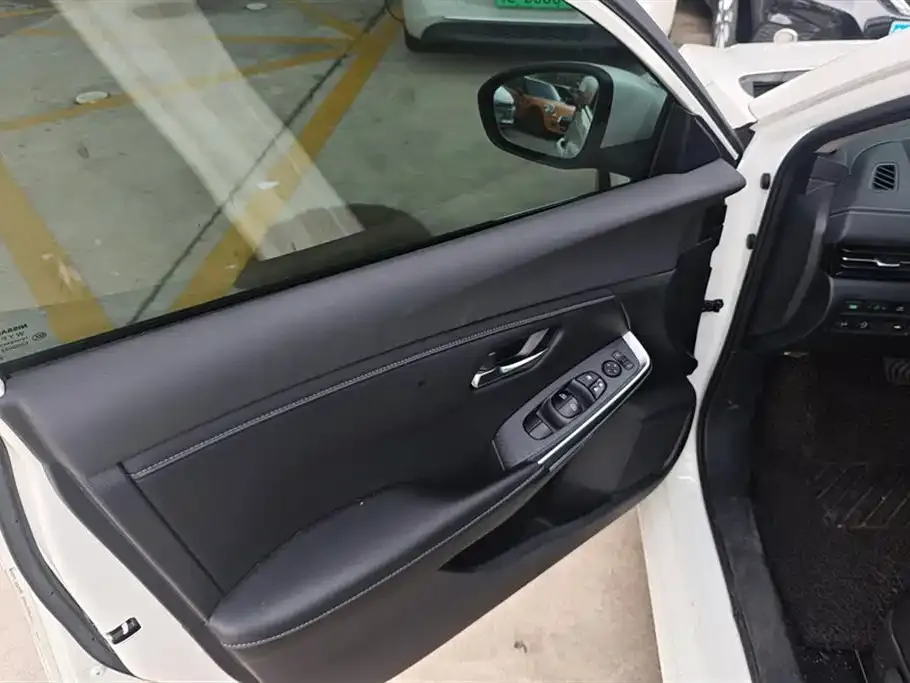 Nissan Sylphy 2022 из CN, фото 7