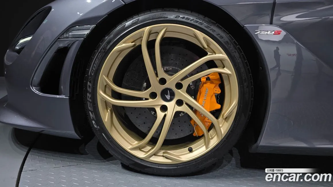 Mclaren 750S 2024 из KR, фото 5