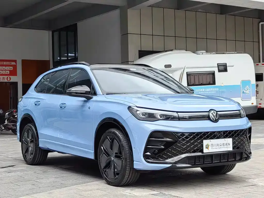 Volkswagen Tiguan L 2024 из CN, фото 4