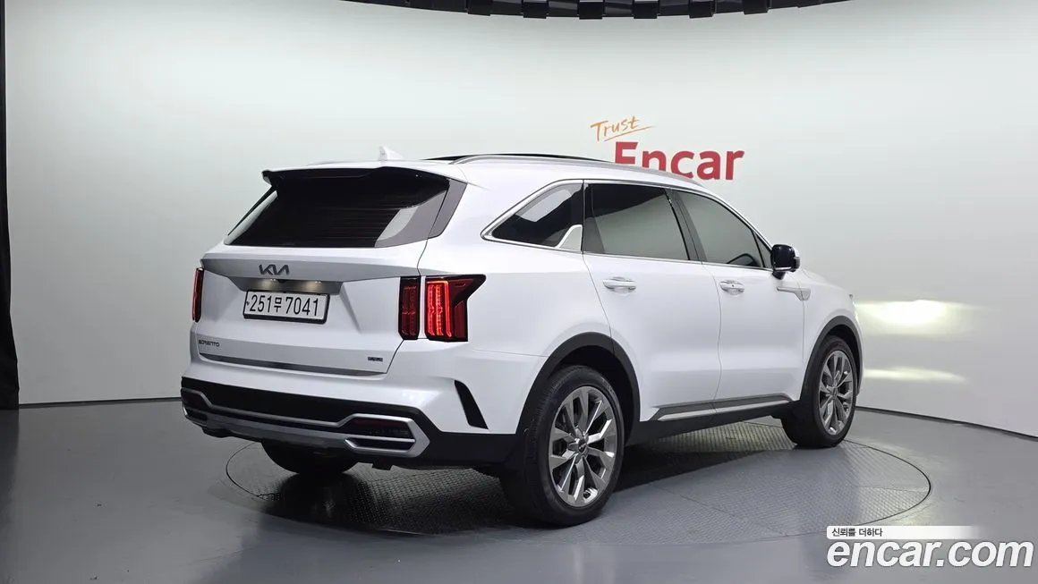 Kia Sorento — фото 2