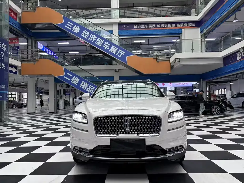 Lincoln Nautilus 2022 из CN, фото 2