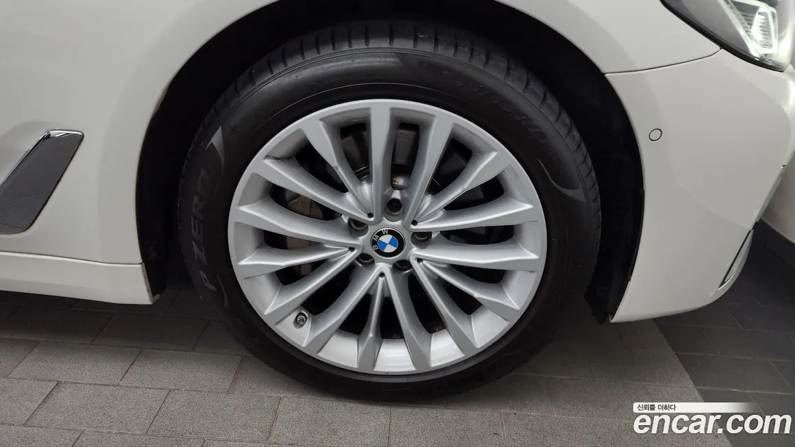BMW 5-Series 2021 из KR, фото 5