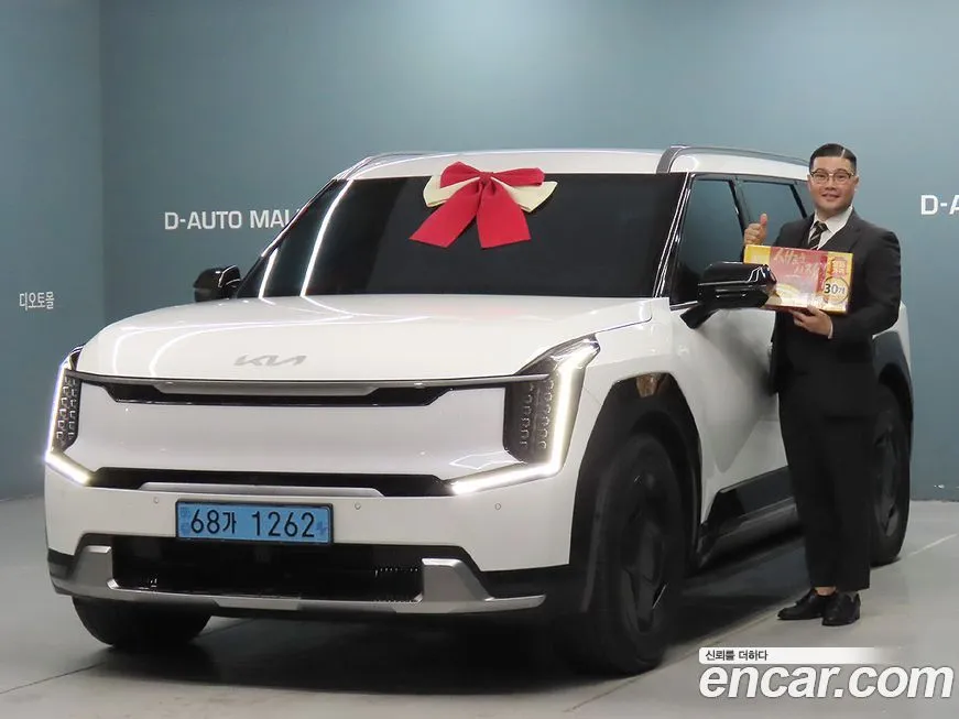 Kia EV9 2024 из KR, фото 1