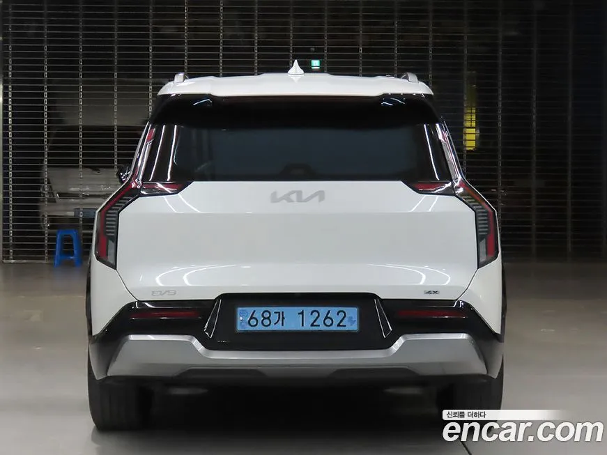 Kia EV9 2024 из KR, фото 4