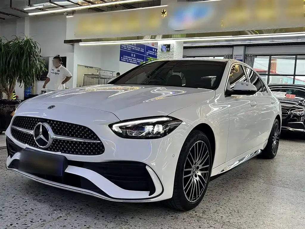 [object Object] C-Class 2024 из CN, фото 2